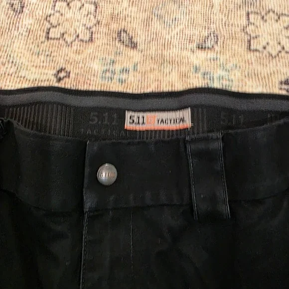 5.11‎ Tactical Cargo Pants Mens Size 40x30 Black Work Utility Casual Outdoor - Picture 2 of 11